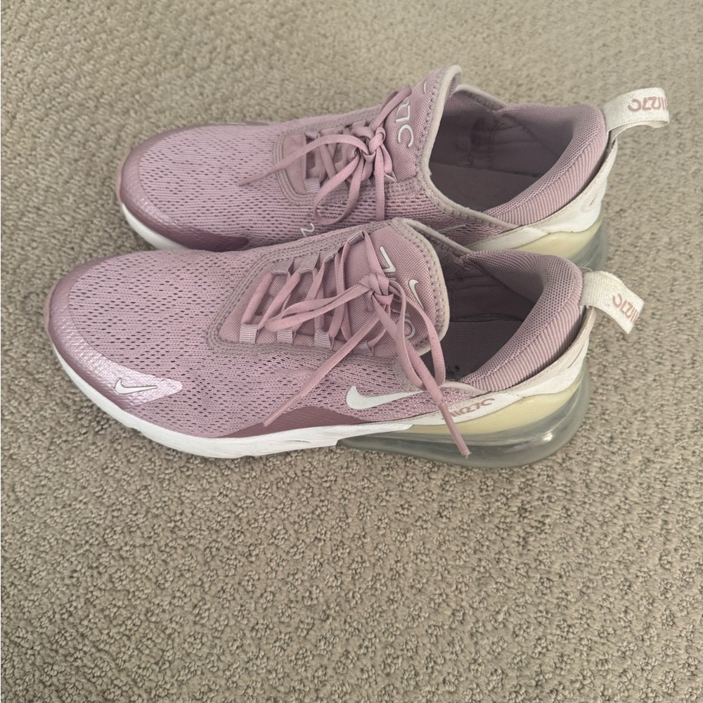Nike Women's AirMax 270 Sneakers